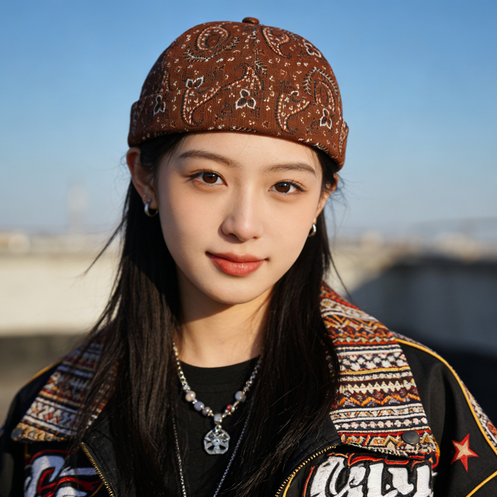 Go Ethnic Fashion - Topi Yapi Guapi Paisley Retro Wanita